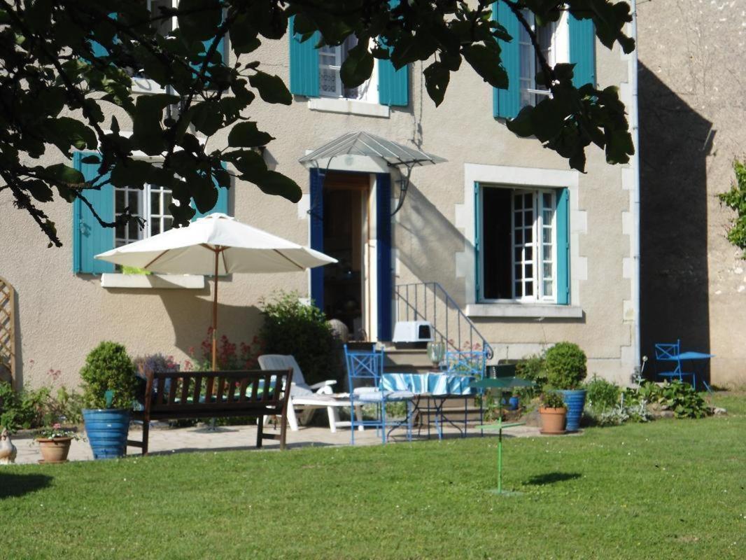La Maison Bleue Arquian Exteriör bild